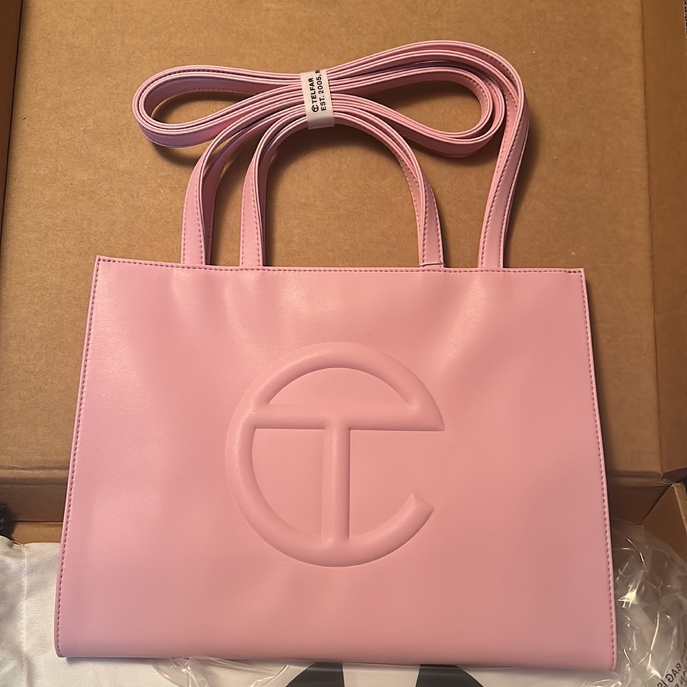 telfar - Picture 4 of 5